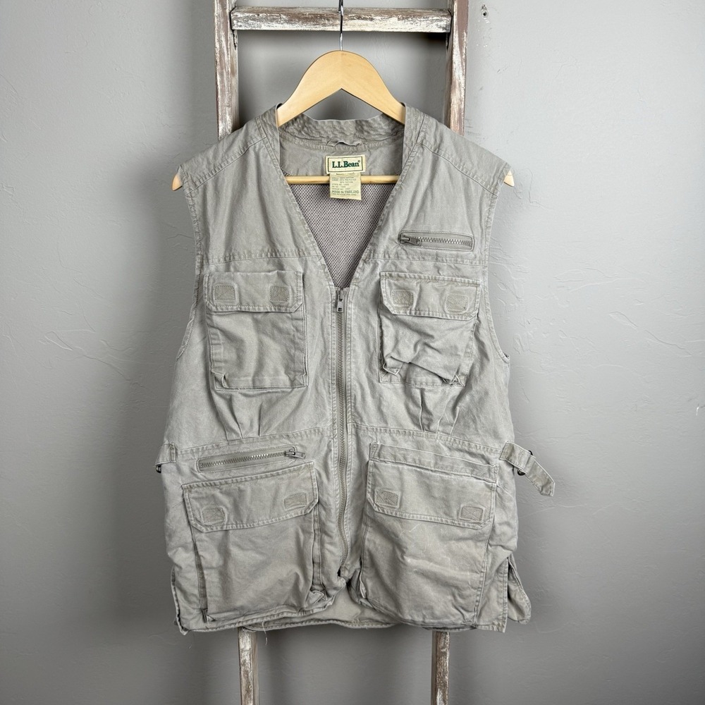 Vintage LLBean Fishing Multi Pocket Zip Vest size Medium